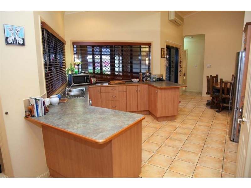 24 La Trobe Close, Douglas QLD 4814