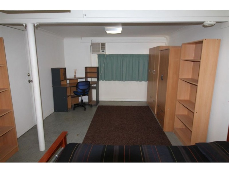 340 Charles Street, Kirwan QLD 4817