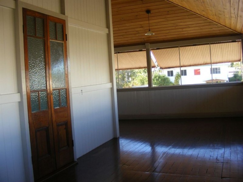 6 Fifth Street, Home Hill QLD 4806