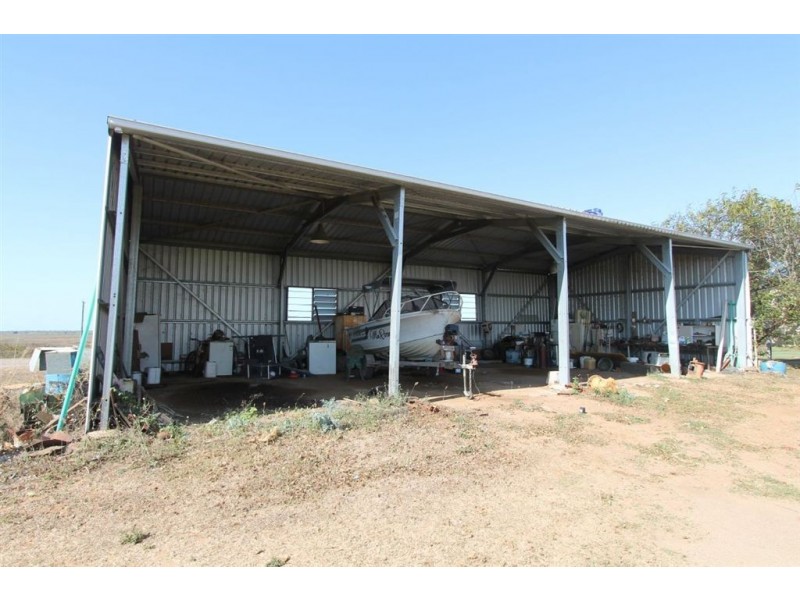 172 Gardner Road, Home Hill QLD 4806