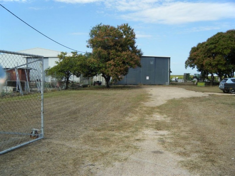 175-177 Drysdale Street, Brandon QLD 4808