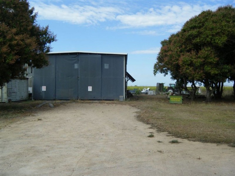 175-177 Drysdale Street, Brandon QLD 4808