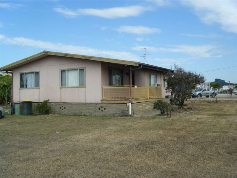 175-177 Drysdale Street, Brandon QLD 4808