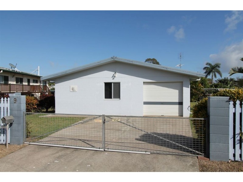 9 Hayes Street, Ayr QLD 4807