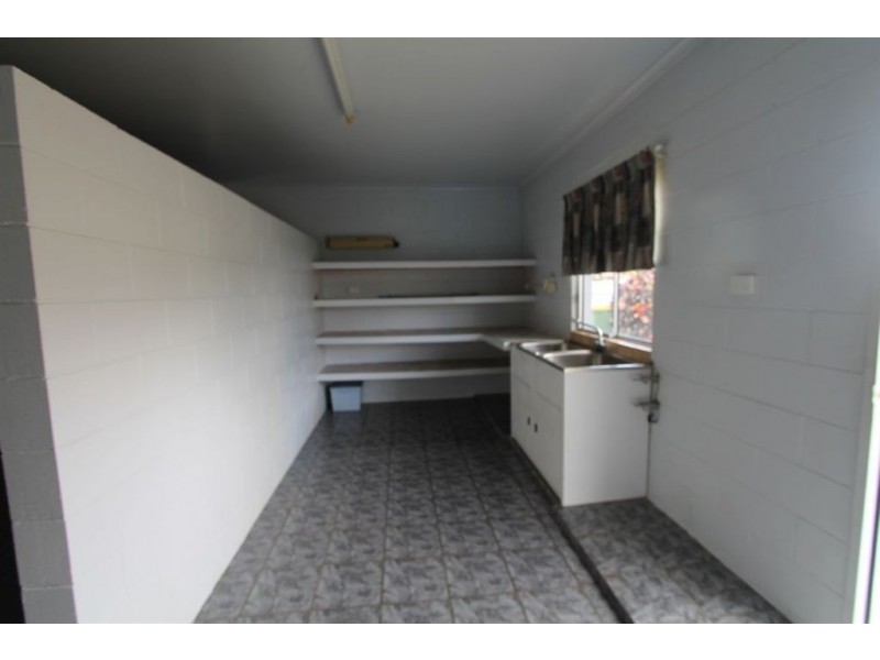 9 Hayes Street, Ayr QLD 4807