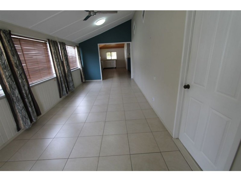 268 Queen Street, Ayr QLD 4807