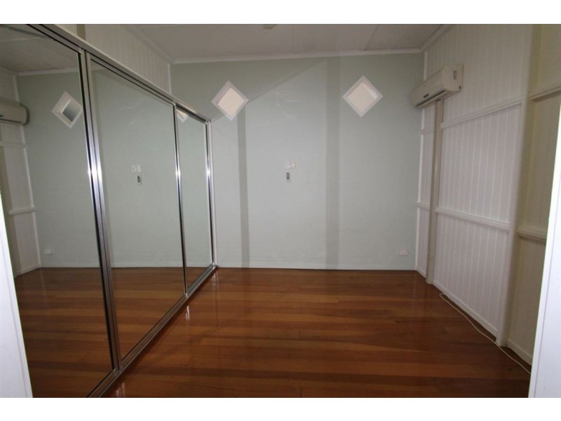 268 Queen Street, Ayr QLD 4807