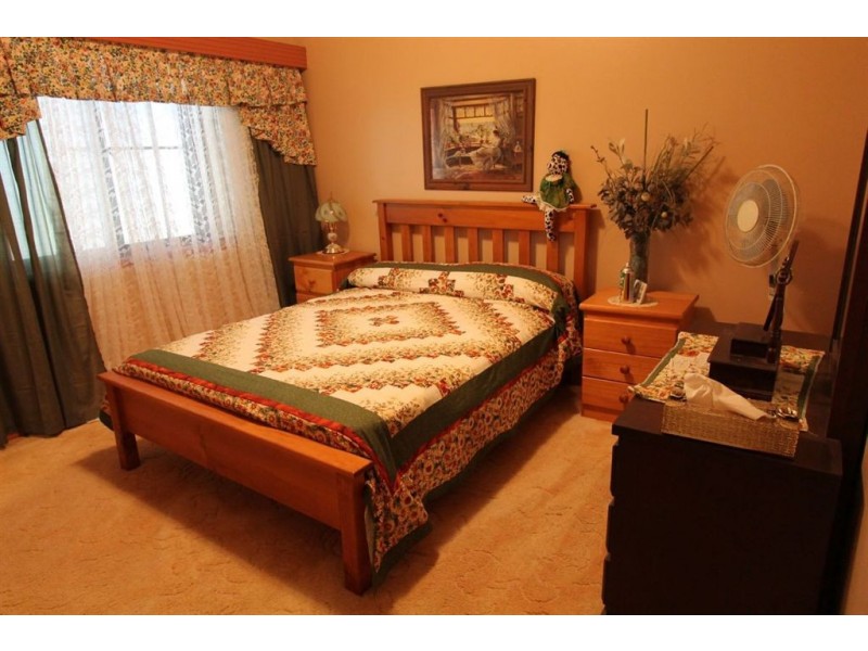 5 Sandhill Road, Ayr QLD 4807