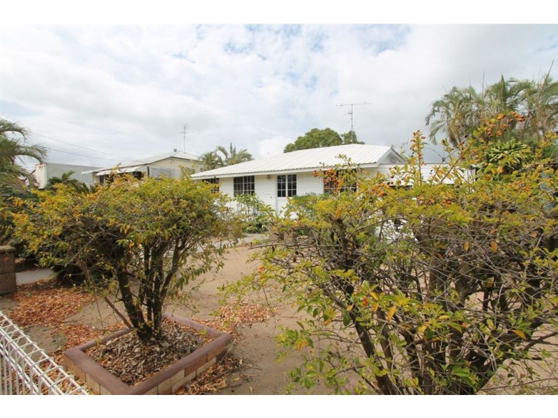 131 Railway Street, Ayr QLD 4807