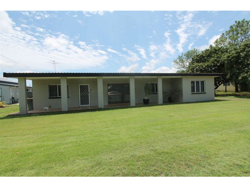 452 Beach Road, Ayr QLD 4807