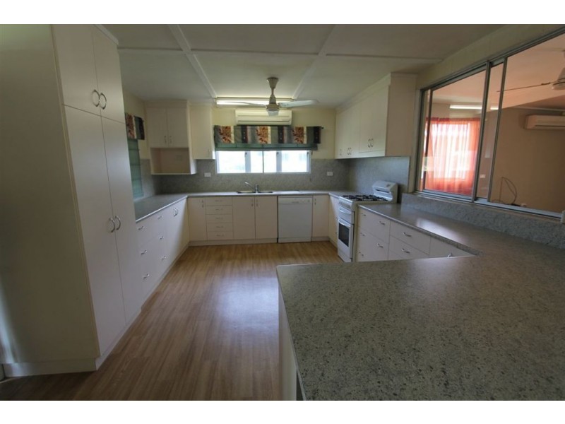 452 Beach Road, Ayr QLD 4807