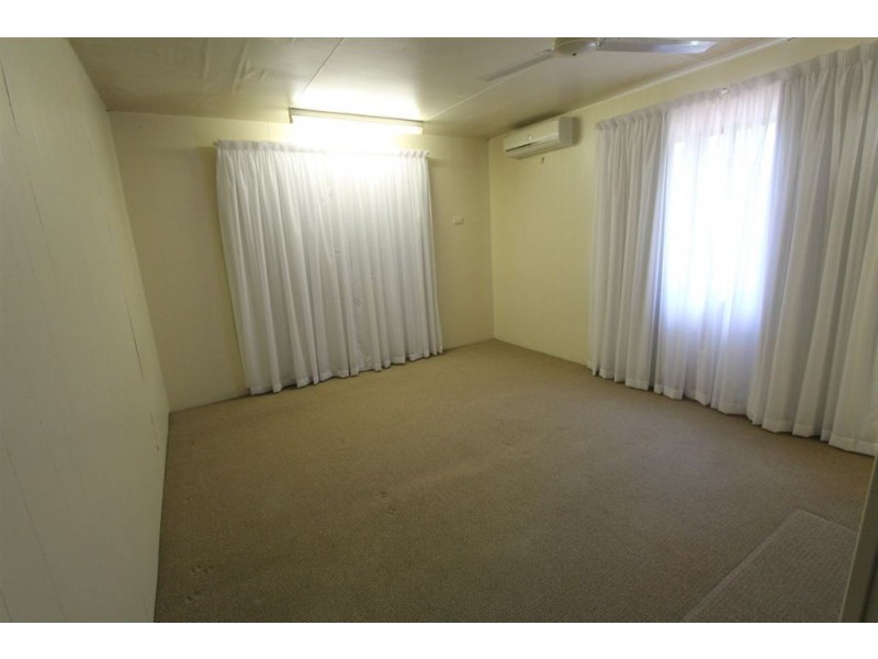 452 Beach Road, Ayr QLD 4807