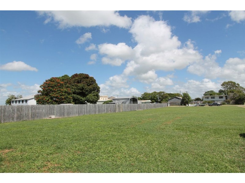 50 Hoey Street, Ayr QLD 4807