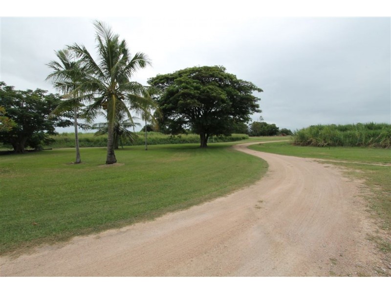 55 Giddy Road, Ayr QLD 4807