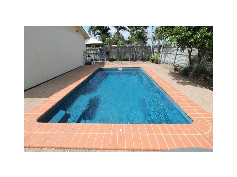 4 Harley Drive, Ayr QLD 4807