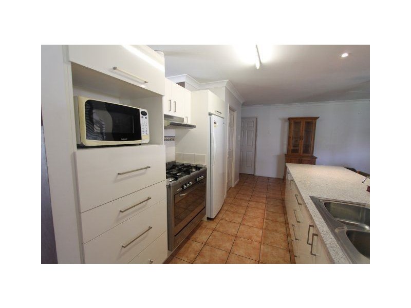 4 Harley Drive, Ayr QLD 4807