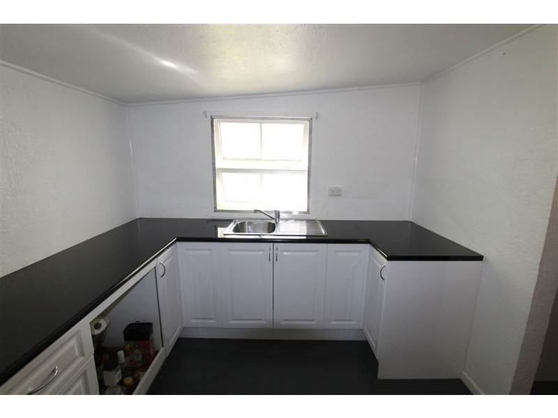 34 Eighth Avenue, Home Hill QLD 4806