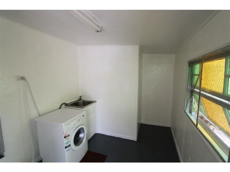 34 Eighth Avenue, Home Hill QLD 4806