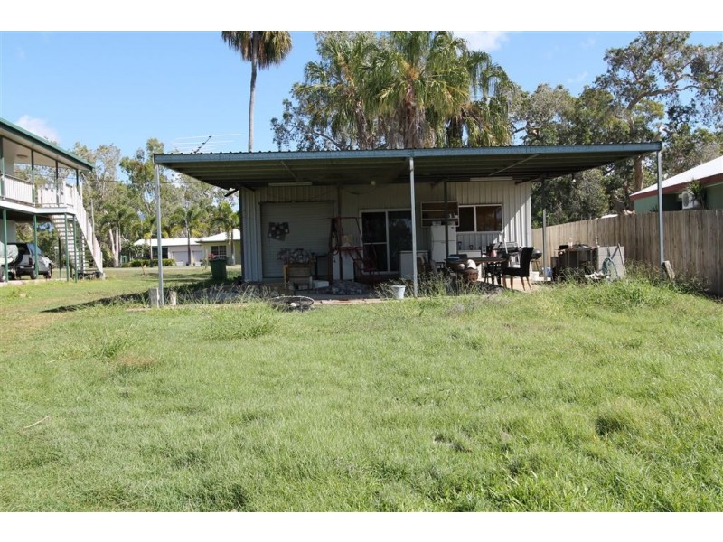13 Whiting Court, Cungulla QLD 4816