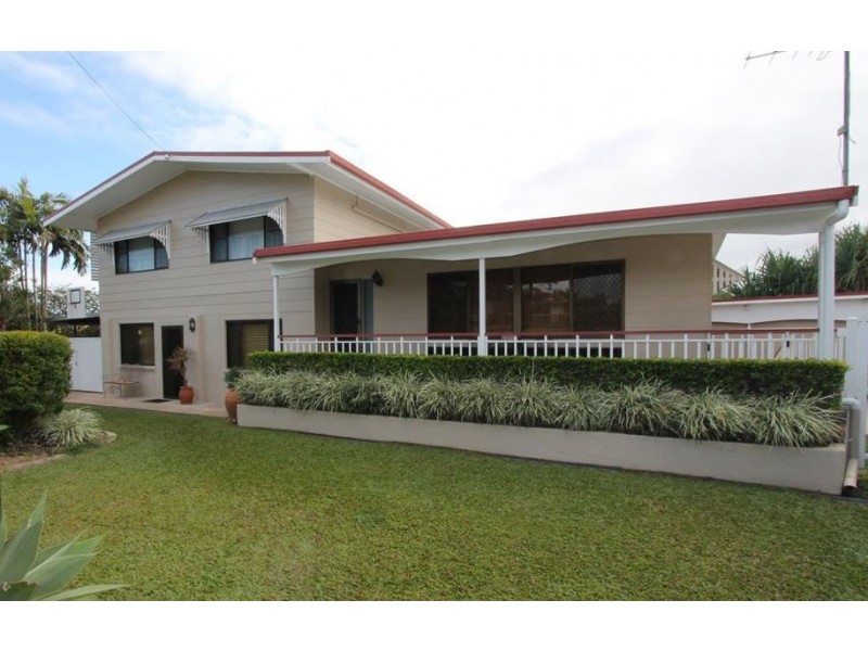 16 Moss Street, Ayr QLD 4807