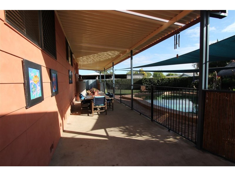 16 Moss Street, Ayr QLD 4807