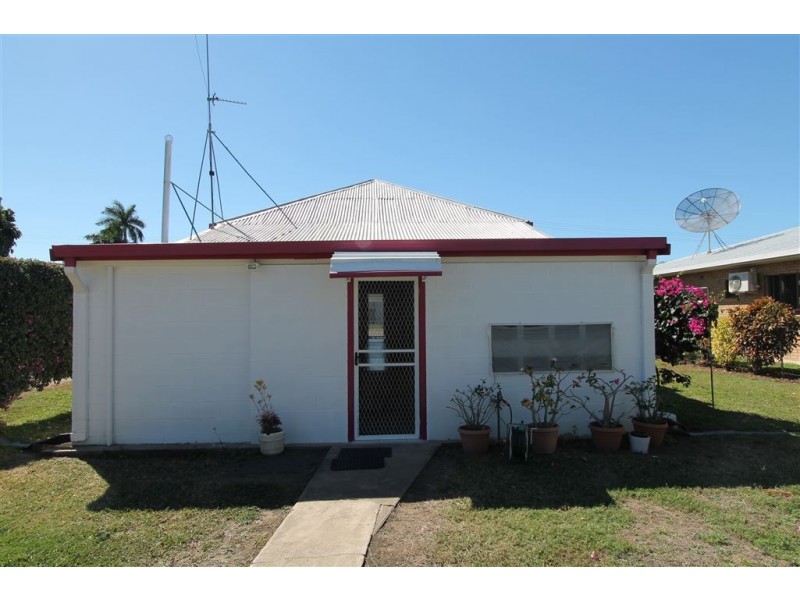102 Tenth Avenue, Home Hill QLD 4806