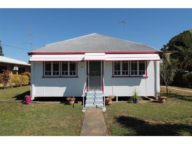 102 Tenth Avenue, Home Hill QLD 4806