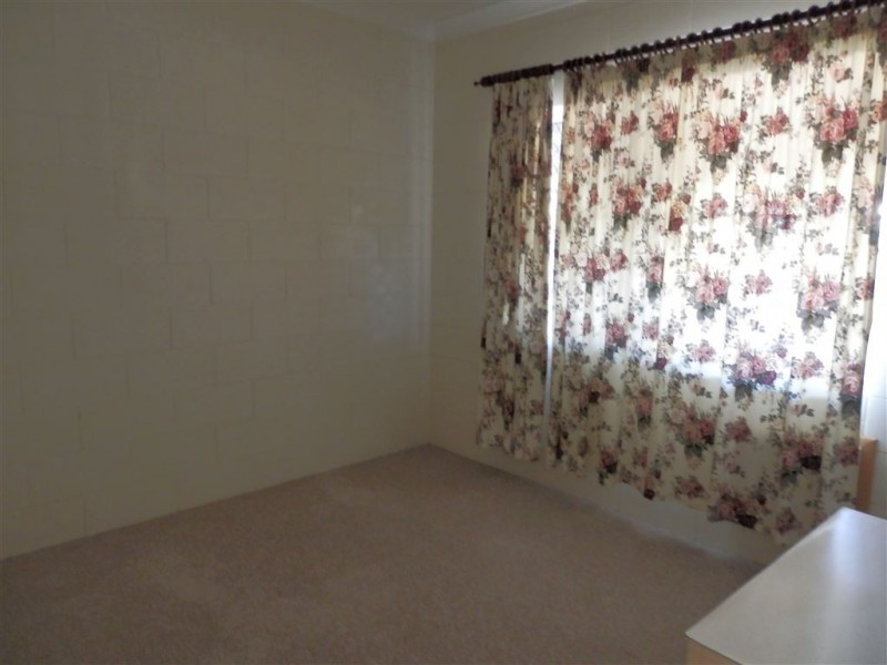 4/75 Burke Street, Ayr QLD 4807