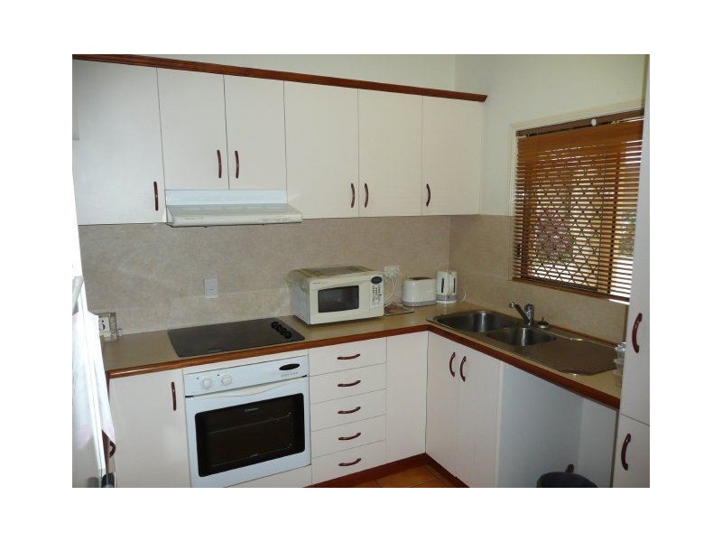 3/5 Chippendale Street, Ayr QLD 4807