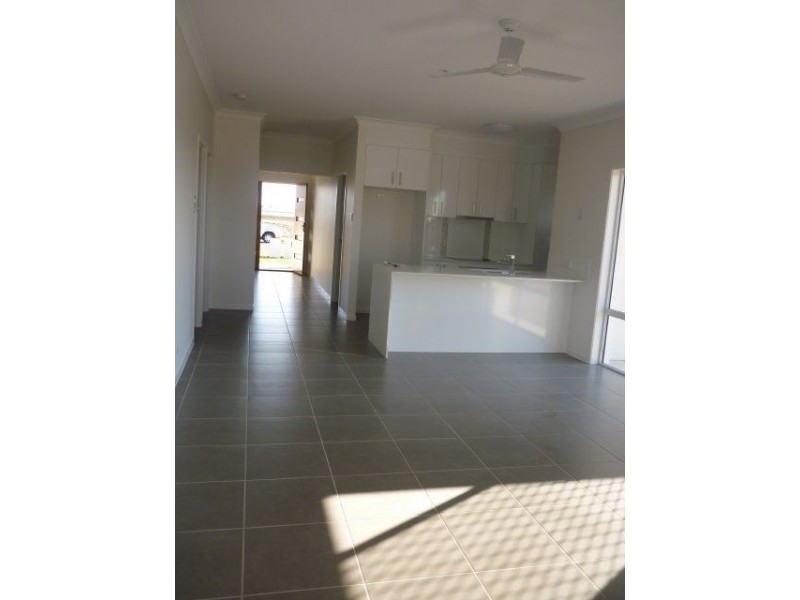 74 Drysdale Street, Ayr QLD 4807