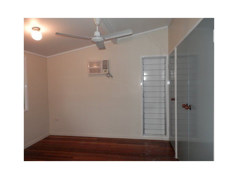 118 First Street, Home Hill QLD 4806