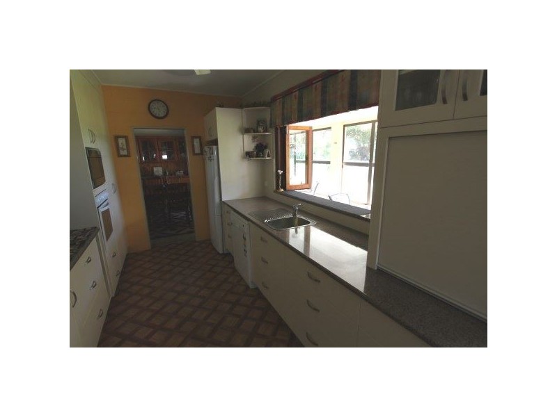 8 Banister Street, Brandon QLD 4808