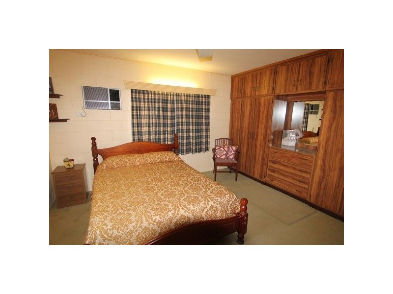 8 Banister Street, Brandon QLD 4808