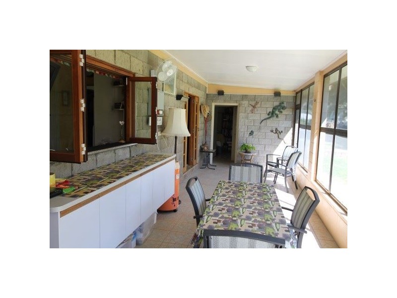 8 Banister Street, Brandon QLD 4808