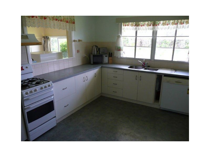 46 Albert Crescent, Ayr QLD 4807