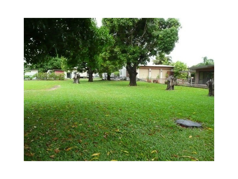 56 Fifth Street, Home Hill QLD 4806