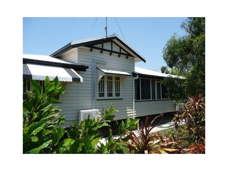 94 Young Street, Ayr QLD 4807