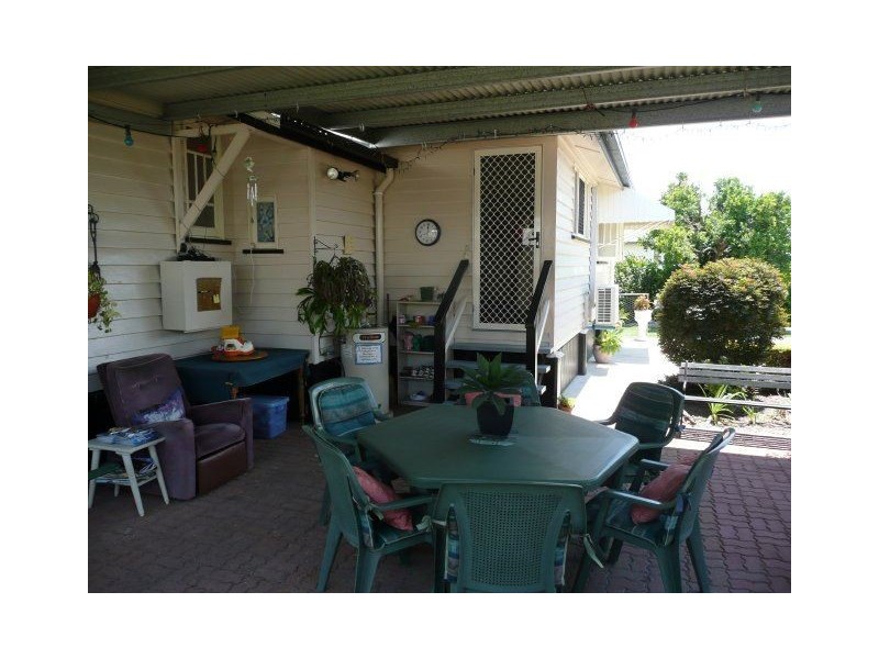 94 Young Street, Ayr QLD 4807