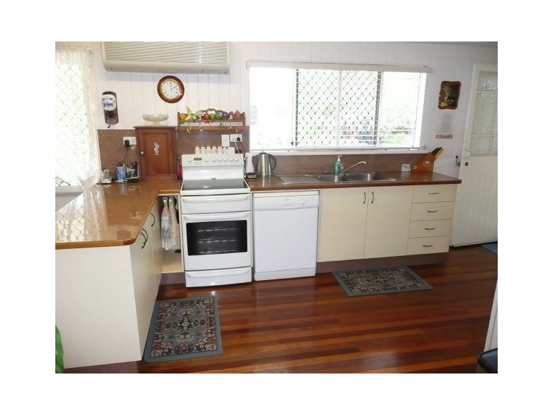 94 Young Street, Ayr QLD 4807