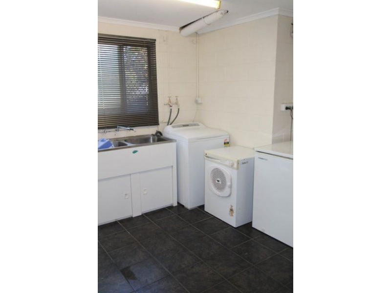11 Cameron Street, Ayr QLD 4807