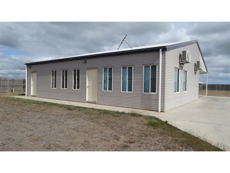 5-7 Robert Street, Ayr QLD 4807