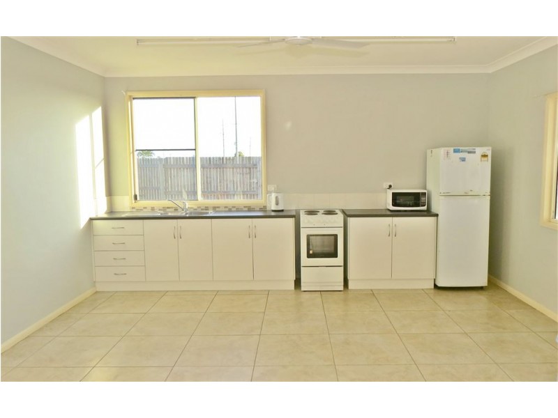 5-7 Robert Street, Ayr QLD 4807
