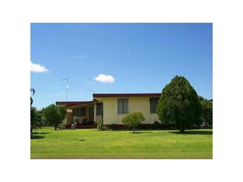 31-33 Thirteenth Avenue, Home Hill QLD 4806