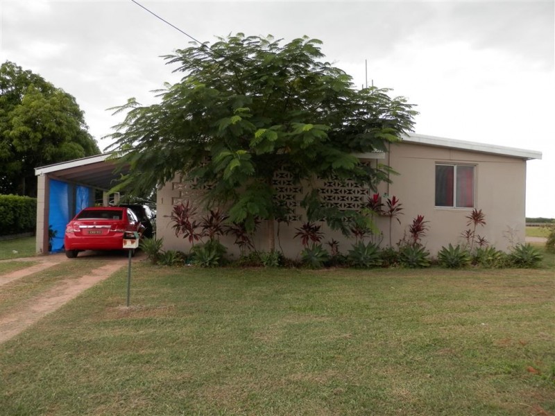 1 Tenth Avenue, Home Hill QLD 4806
