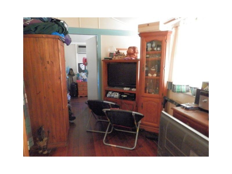 1 Eleventh Street, Home Hill QLD 4806