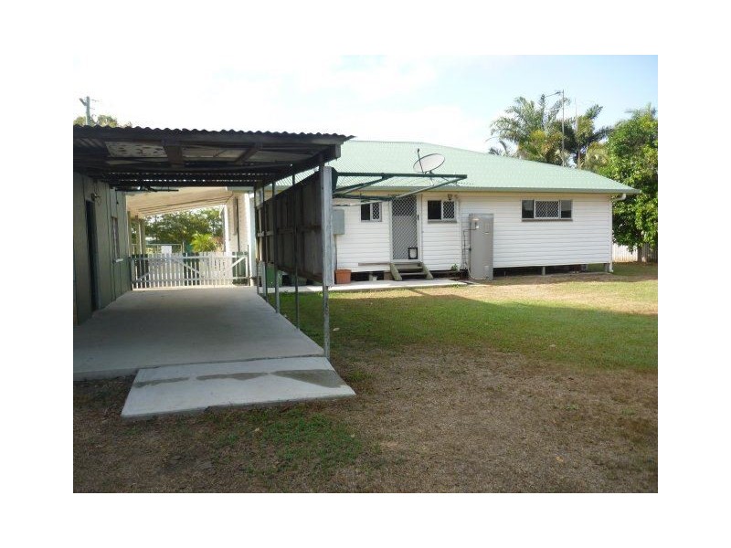 50 Fourth Street, Home Hill QLD 4806