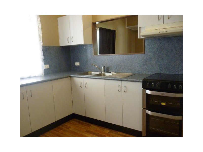 50 Fourth Street, Home Hill QLD 4806