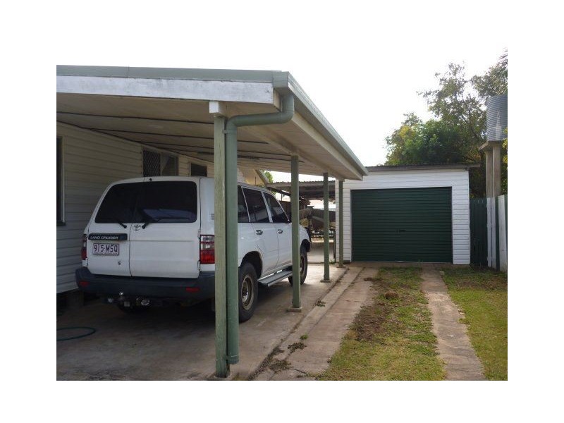 50 Fourth Street, Home Hill QLD 4806