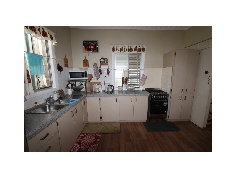 44 Fourteenth Avenue, Home Hill QLD 4806