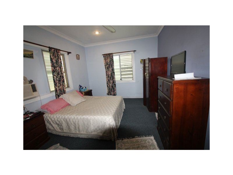 44 Fourteenth Avenue, Home Hill QLD 4806